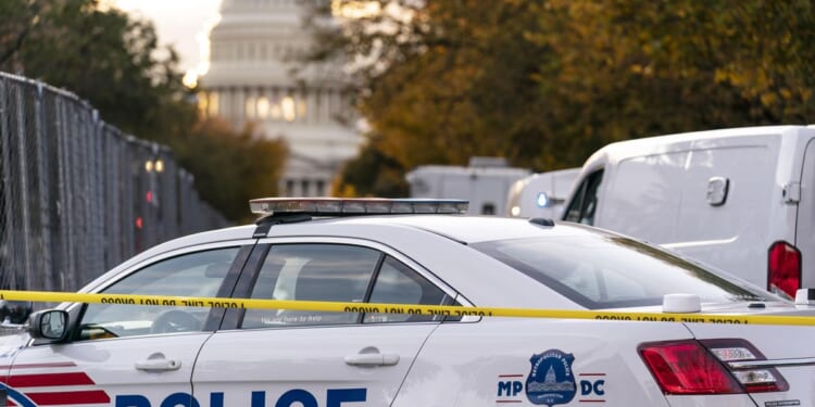 D.C. police Sgt. Montez Clark arrested after ramming into federal vehicles, having modified gun