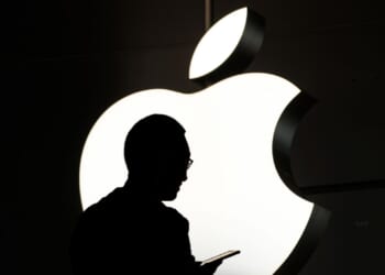 The Anti-ICE Crowd Just Got Some Bad News as Apple Removes Controversial App [WATCH]