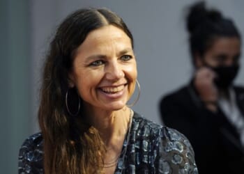 Oh BOO-HOO! Justine Bateman BLISTERS Dems Mark Kelly and Ruben Gallego for Posting Whiny Selfie-Video – Twitchy