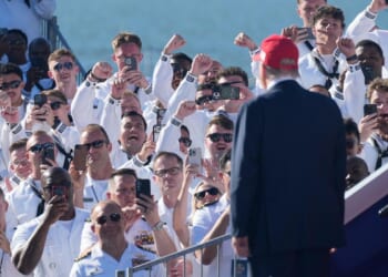 Trump promises pay raises for military coming, despite government shutdown