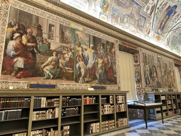 The Sistine Hall of the Vatican Apostolic Library, which include many manuscripts that have been digitized. Credit: Courtney Mares/CNA