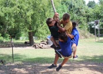 Texas boys school establishes policy to destroy smartphones