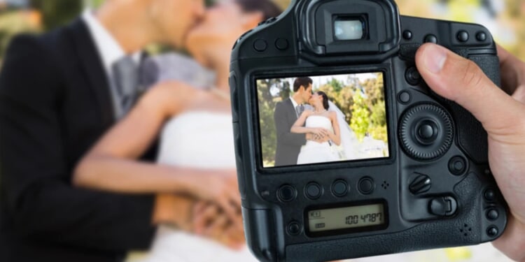 Christian photographer wins lawsuit against Louisville over same-sex discrimination rule