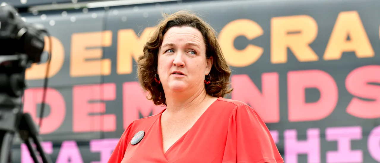 ‘Get Out Of My F**king Shot’: Katie Porter Blasts Staffer On Video