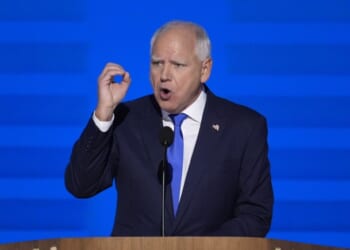 Gov Tim Walz Posts Bizarre-Looking Photo of Himself Getting the Jab – Twitchy