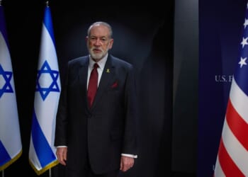 Mike Huckabee says U.K. official 'delusional' over claim Britain played key role in Gaza peace deal