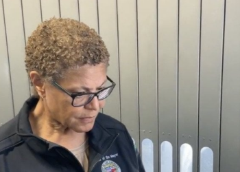 Former LA schools chief launches bid to unseat Karen Bass