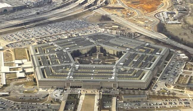 Pentagon Press Corps Wilts Under Bullying, Ditches Badges in Pathetic Protest – Twitchy