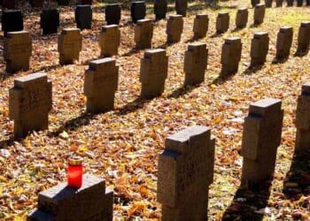 Trump, Kavanaugh and DeSantis Tombstones Celebrate Assassination Fanfic – Twitchy