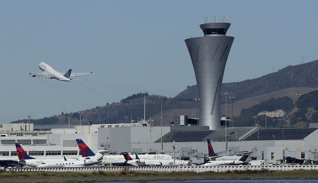 Democrats Ground Air Traffic Controllers’ Paychecks, Prioritize Politics Over Planes – Twitchy