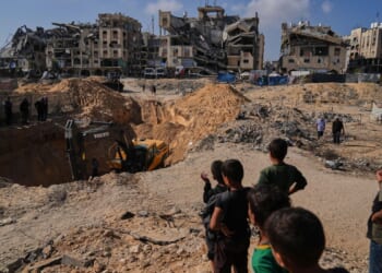 Benjamin Netanyahu orders Israeli army to carry out 'powerful' strikes in Gaza