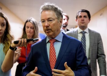 Four Republicans Team Up With Democrats To Block Trump’s Canada Tariffs