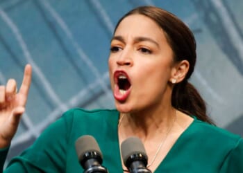 AOC Melts Down in Screaming Fit at Queens Rally for Zohran Mamdani [WATCH]