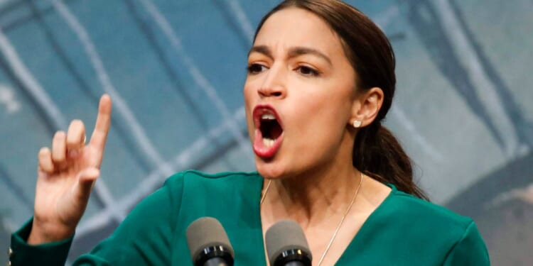 AOC Melts Down in Screaming Fit at Queens Rally for Zohran Mamdani [WATCH]