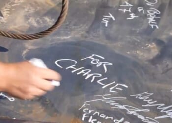 Army Corps of Engineers member writes ‘FOR CHARLIE’ on new border wall