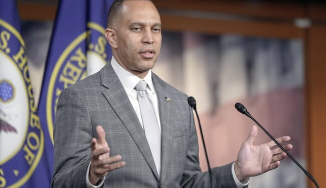 CNN's Abby Phillip Tortures Fellow Dem Hakeem Jeffries by Forcing Him to Watch a Trump Sombrero Video – Twitchy