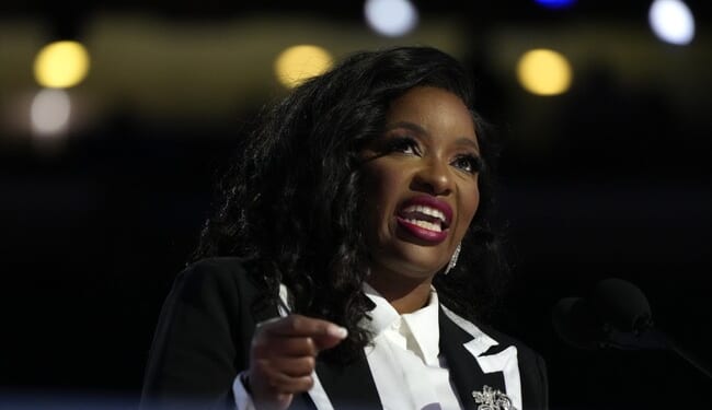 CNN’s Kaitlan Collins Surprisingly Calls out Dem Jasmine Crockett for Spreading ‘Ballroom Priority’ Lie – Twitchy