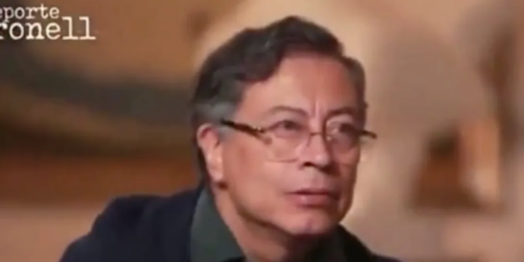 Colombian President Gustavo Petro Casually Threatens To ‘Get Rid Of Trump’