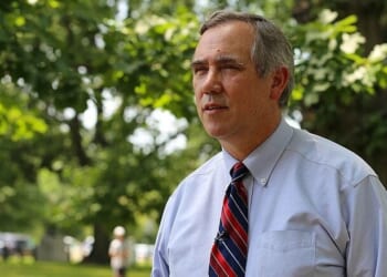 Democrat forces unpaid Capitol Police to stay up all night so he can rail against Republicans