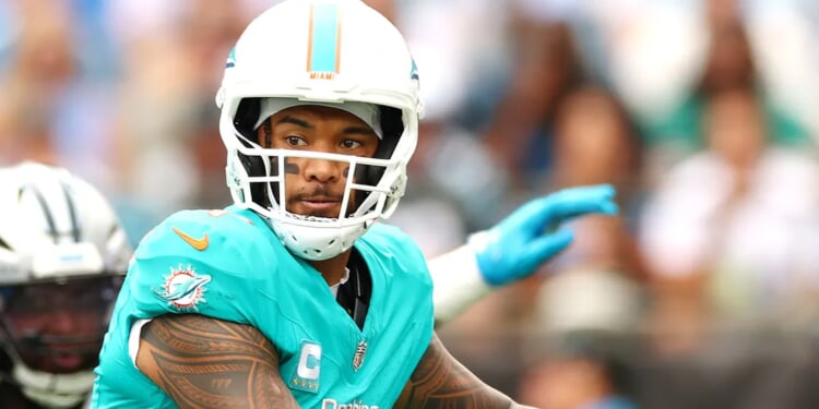 Dolphins’ Tua Tagovailoa Throws His Team Under Bus Amid Season Spiraling Down Toilet