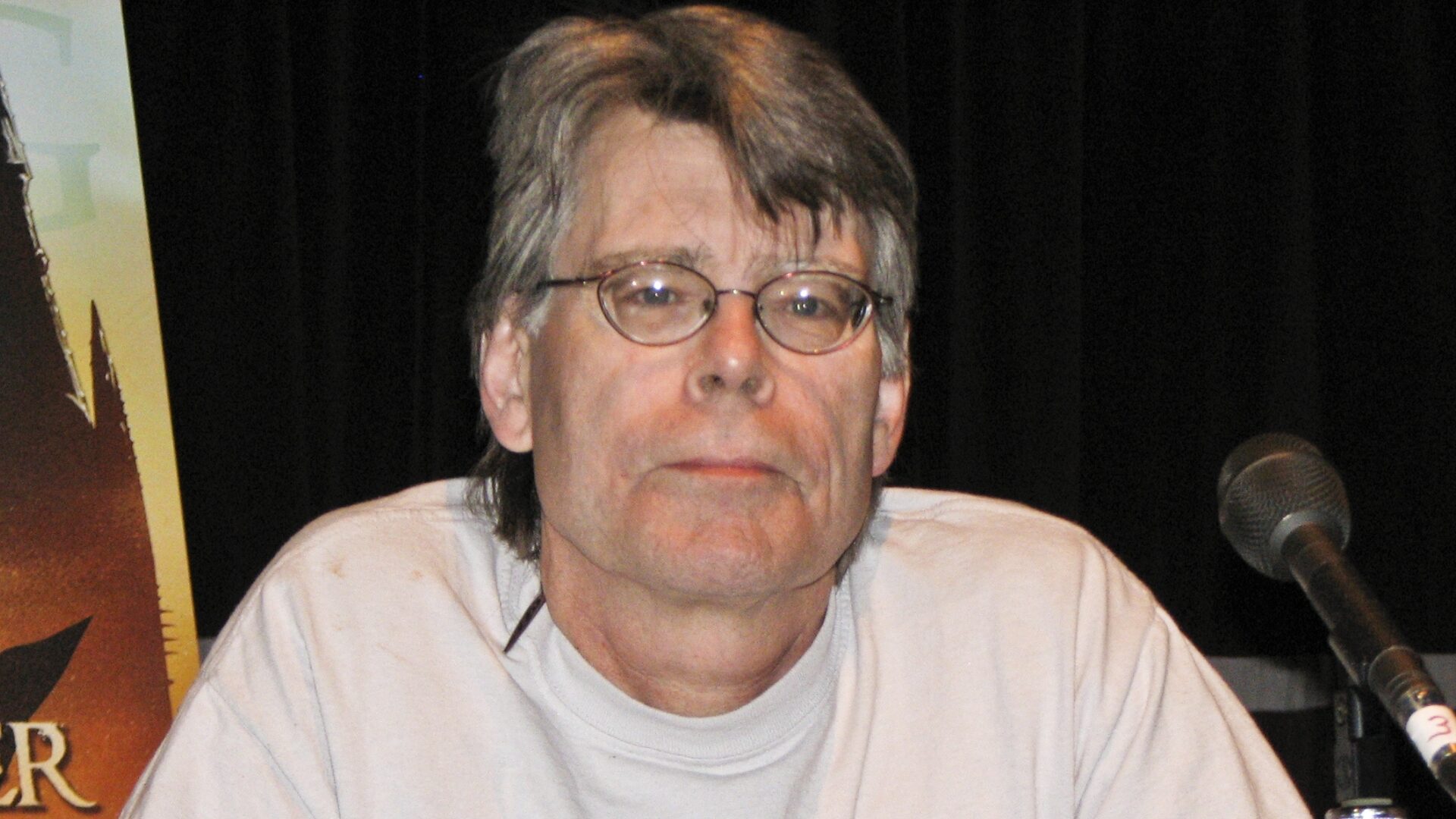 Fake Donald Trump Post Triggers Stephen King Rant, Ends in Embarrassment