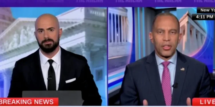 Hakeem Jeffries Refuses To Take Responsibility And Blames Trump As New York’s Busiest Airport Faces Ground Stop