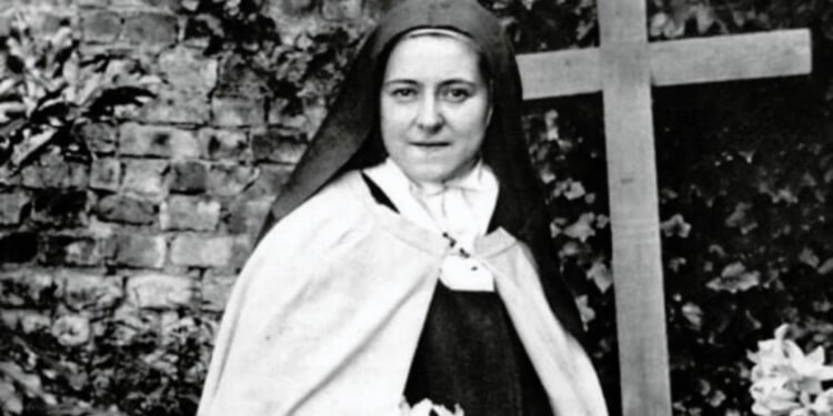 How to pray the St. Thérèse of Lisieux novena
