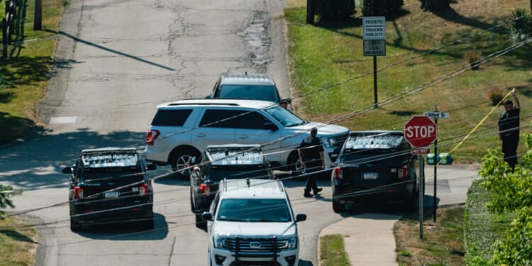 ICE Arrests Cuban Illegal Alien Who Threatened to Bomb Congresswoman’s Office