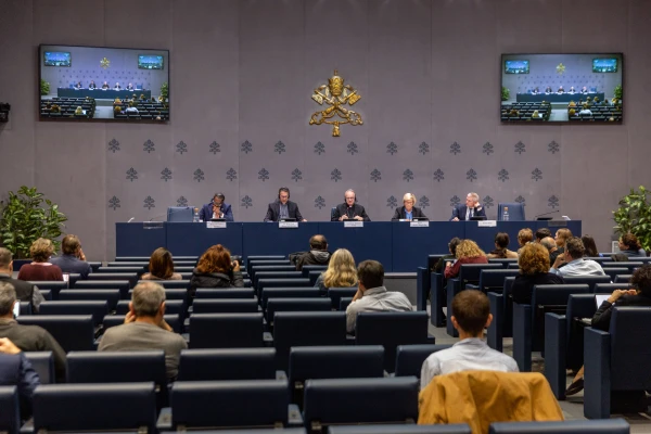 Leaders of the Vatican’s Pontifical Commission for the Protection of Minors address media at a press conference releasing the commission's second annual report in Rome on Thursday, Oct. 16, 2025. Credit: Daniel Ibáñez/CNA