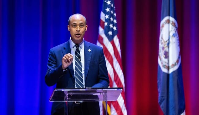 Jay Jones' 'So Sad' Bus Fire Tweet—From 'Dead Kids in Arms' Hypocrite! Bless His Heart – Twitchy