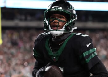 Jets’ Garrett Wilson Appears To Chew Out Head Coach Aaron Glenn After Mind-Boggling Sequence Against Broncos
