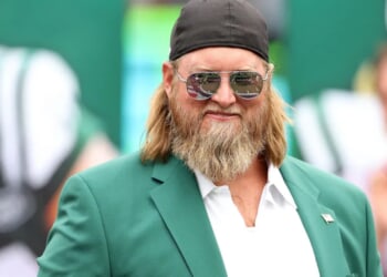 Jets Legend Nick Mangold Dead At 41 After Battle With Kidney Disease