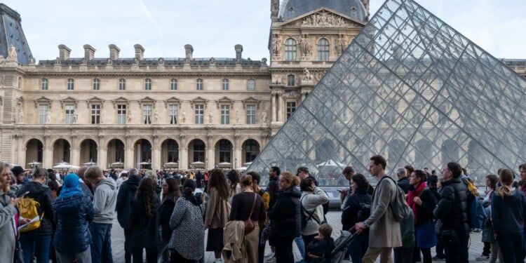 Louvre Heist Suspects Arrested, 1 Captured While Boarding Flight Out Of Country