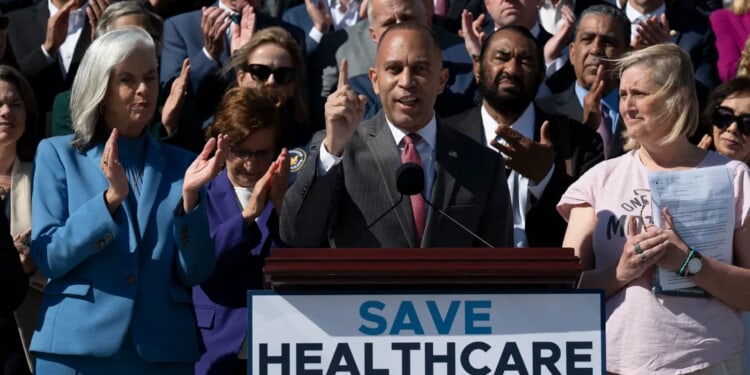 MEHEK COOKE: Democrats’ Shutdown Misplay Gives Trump Rare Opportunity