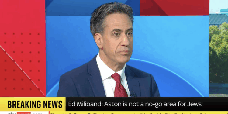 Miliband: Aston is Not a No-Go Area for Jews