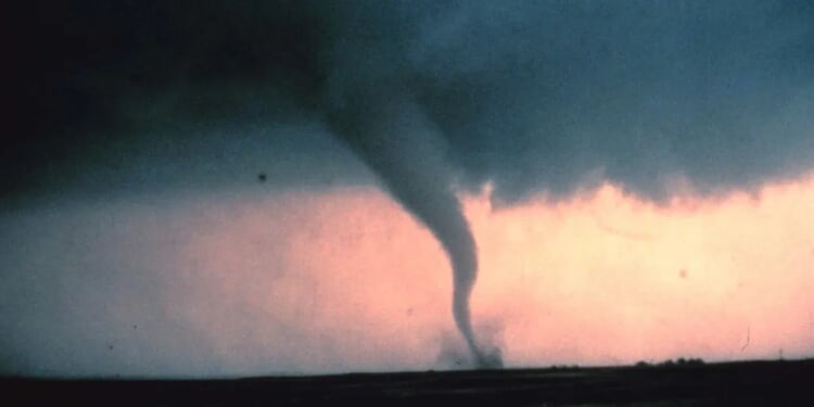 Multiple Tornadoes Tear Through American South, Violent System To Contribute To Halloween East Coast Storm