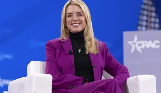 Pam Bondi Shows the RIGHT Way to Respond to Satire (Even Lame Satire from SNL) – Twitchy