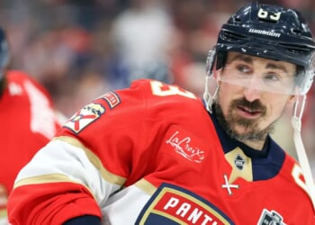 Panthers’ Brad Marchand Violently Annihilates Sabres’ Rasmus Dahlin Before Pulling Even More Savage Move