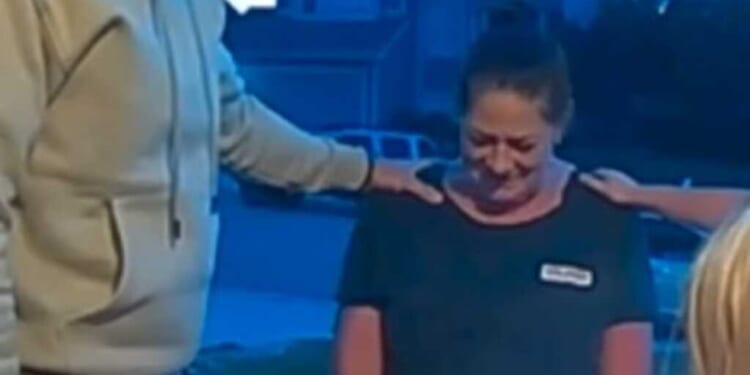Pastor’s Powerful Act After Delivery Woman Brings Wrong Order Goes Viral – Faithwire