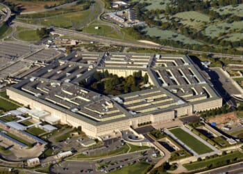 Pentagon Press Corps Turn in Credentials En Masse After Hegseth Tightens Security [WATCH]