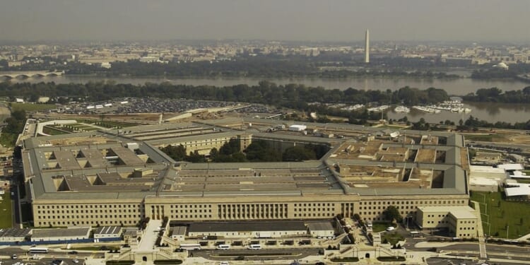 Pentagon accepts mystery $130 million donation as Democrats prolong shutdown