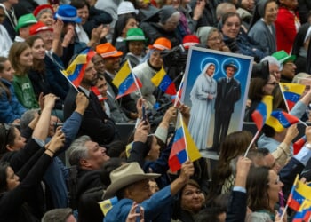Political tensions surface amid celebrations honoring Venezuela’s 2 new saints