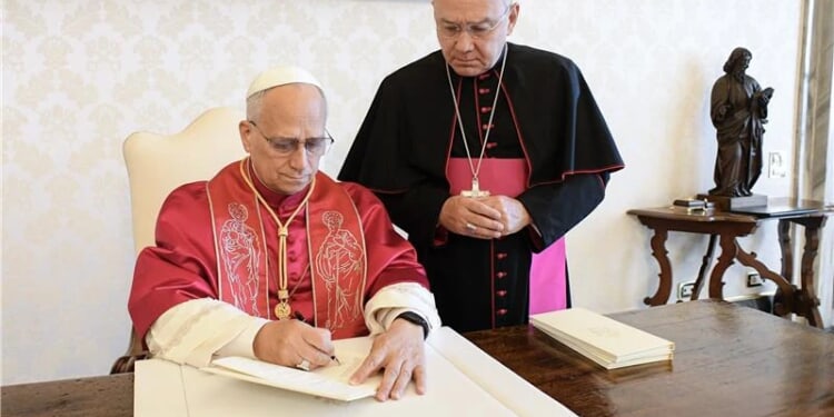 Pope Leo XIV signs first apostolic exhortation, 'Dilexi te'