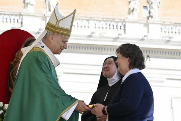 Two religious sisters bring the gifts to the altar at the Mass for the Jubilee of Consecrated Life on Oct. 9, 2025. Credit: Vatican Media