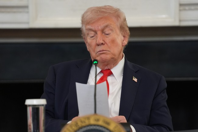 President Trump Announces Israel and Hamas Have Signed Off on First Phase of Peace Plan – Twitchy