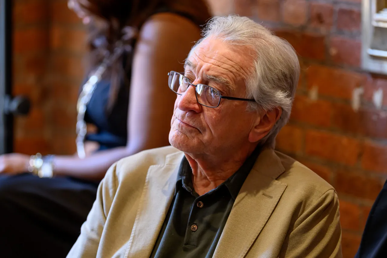 NEW YORK, NEW YORK - JUNE 05: Robert De Niro attends the