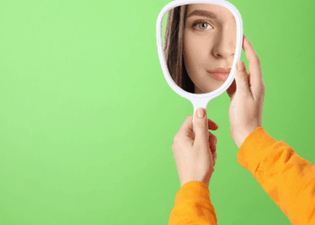 Reflecting on the mirrors of the women who served
