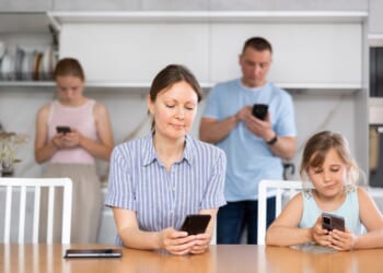 Scatterbrains, Screens, and Our Moral Collapse | The American Spectator