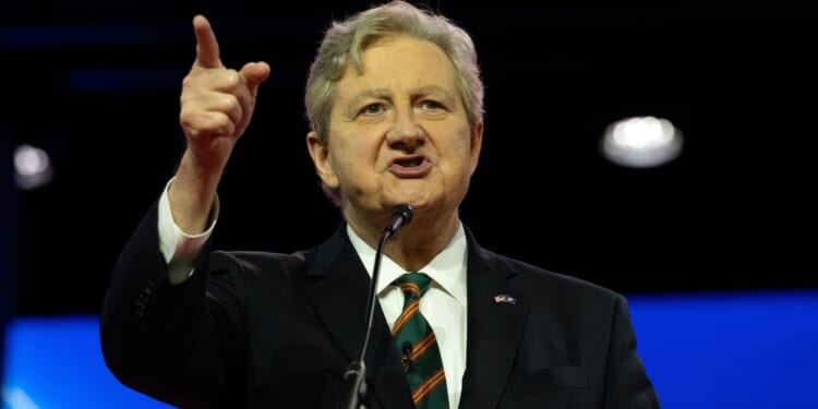 Schumer Can’t Keep Government Closed to Please the 'Moon Wing' [WATCH]