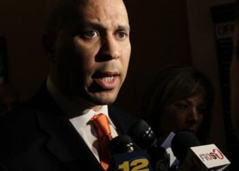 Screams "My God" at Nothings, Silent on Child-Killer Texts – Twitchy